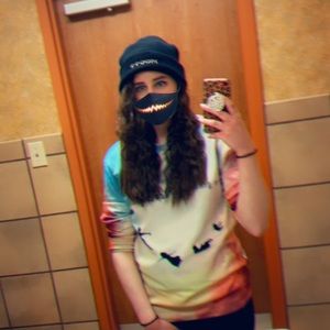 Meet your Posher, Kaitlin